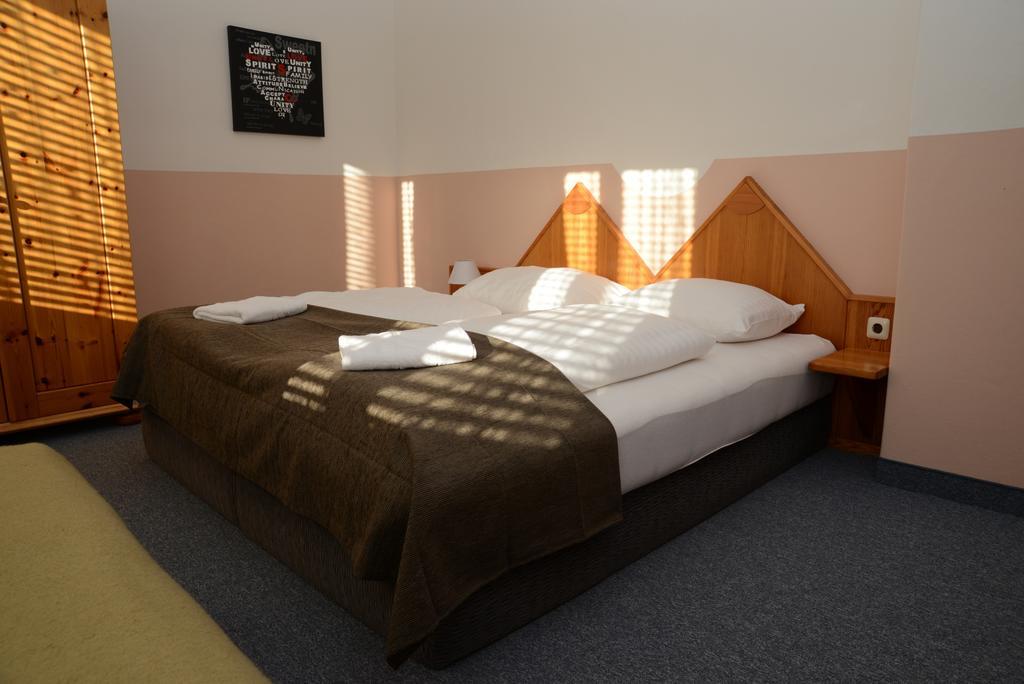 Pension Sonnenheim Rooms&Apartments Gmünd Екстериор снимка
